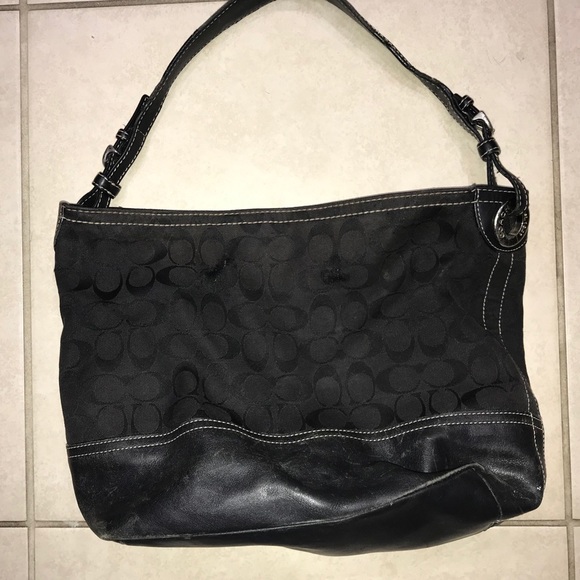 Coach black authentic sak bag - Picture 2 of 6
